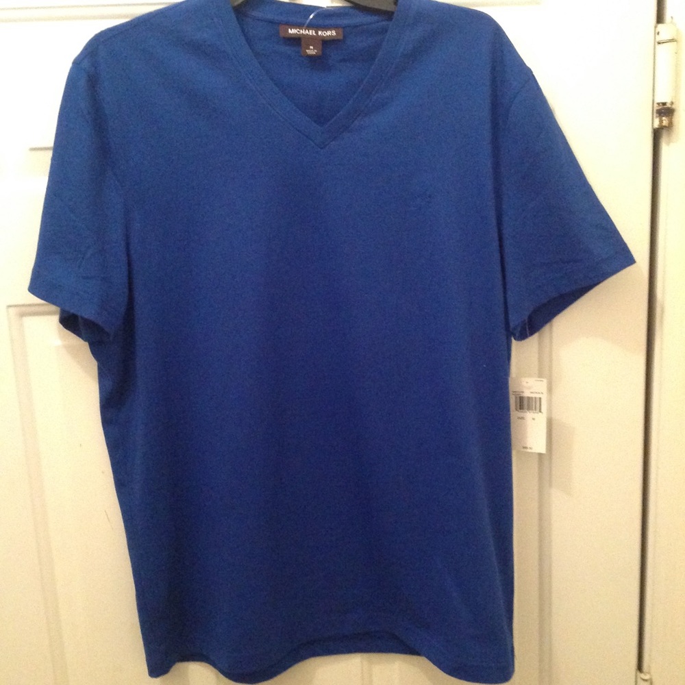 V neck Michael Kors T shirt size medium
